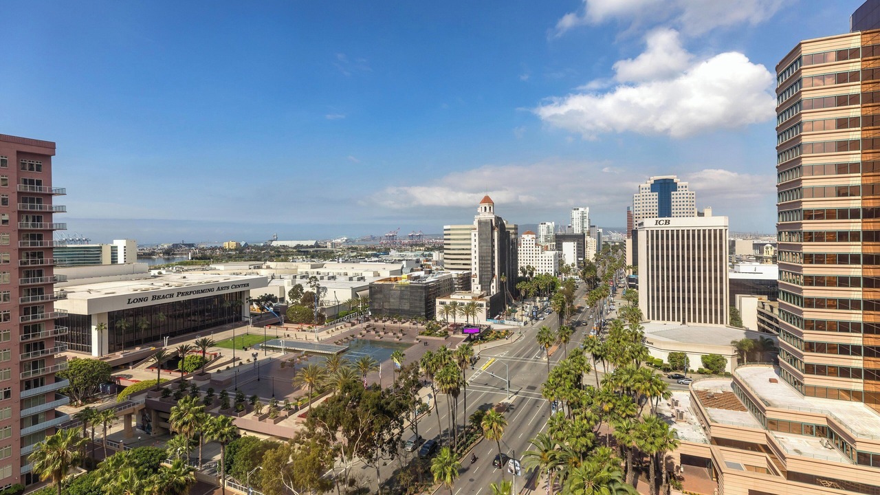 Photo of Bedroom in Downtown Long Beach