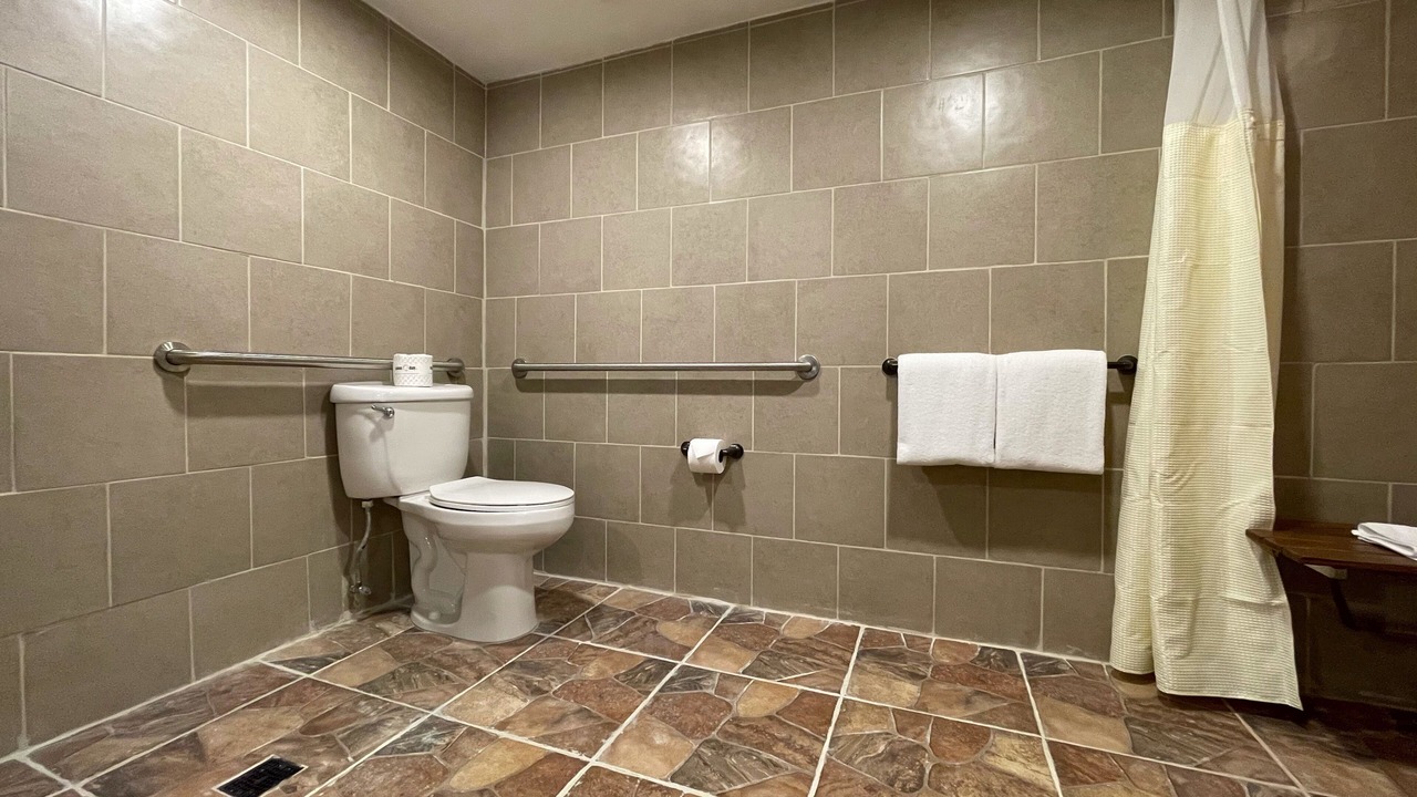 Photo of Bathroom in Guasti