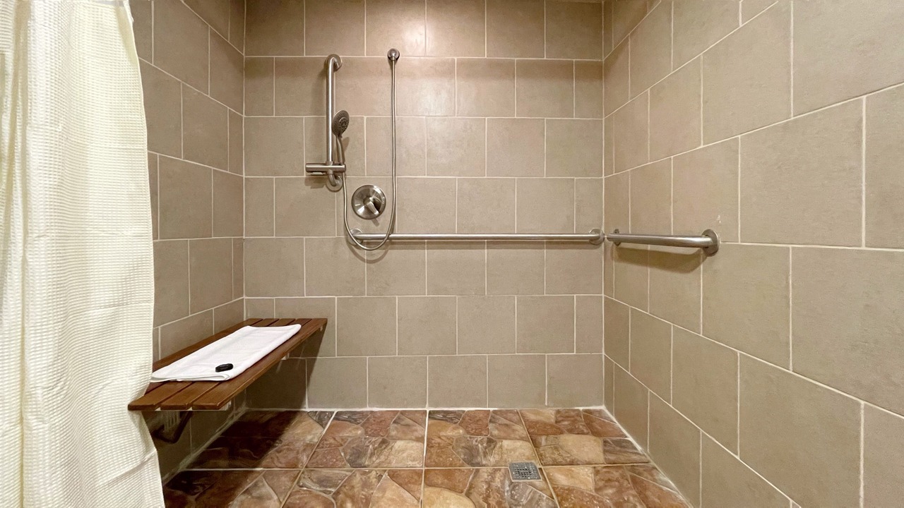 Photo of Bathroom in Guasti