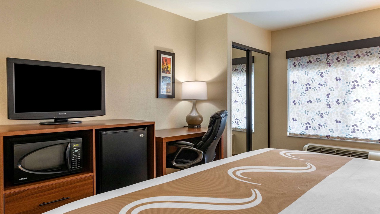 Photo of Bedroom in Placentia