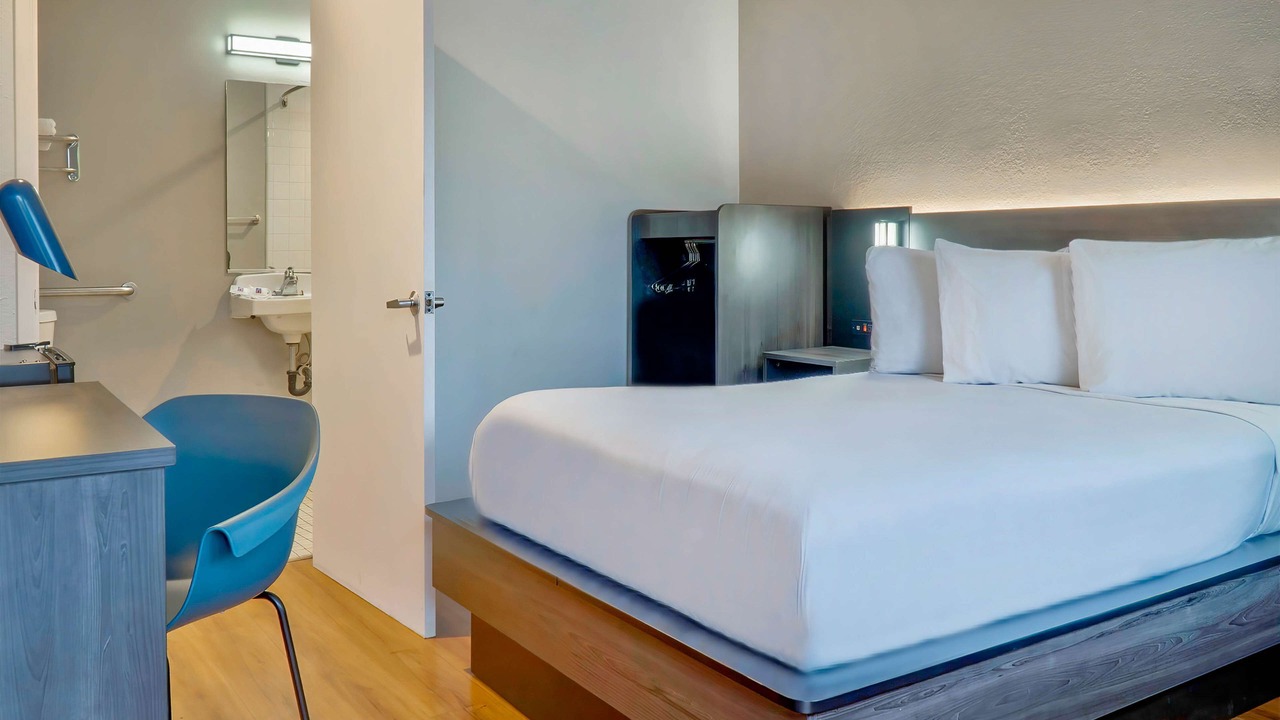 Photo of Bedroom in El Monte