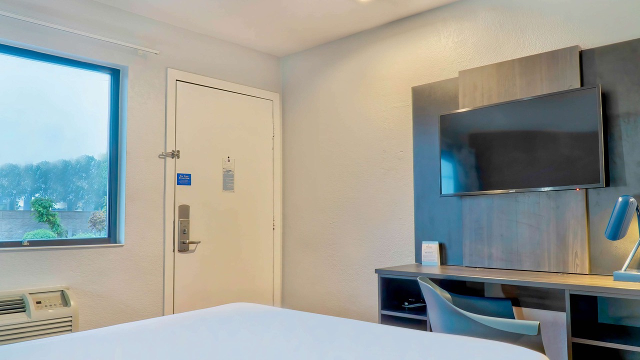 Photo of Bedroom in El Monte