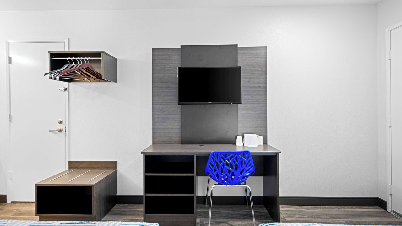 Photo of Bedroom in North Fremont Street