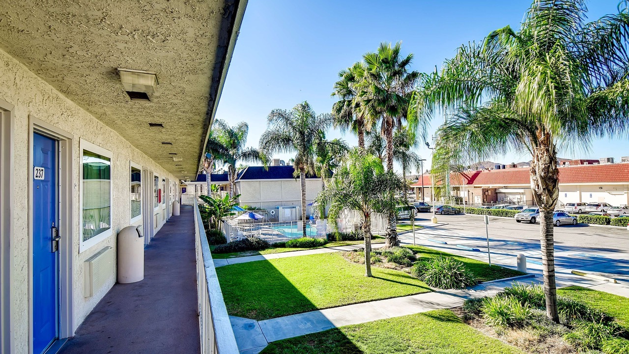 Photo of Outdoor in La Sierra