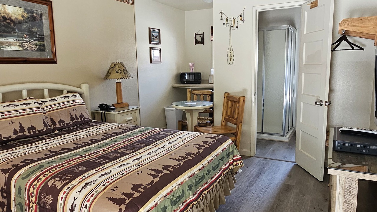 Photo of Bedroom in Kernville