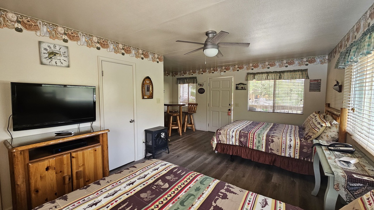 Photo of Bedroom in Kernville