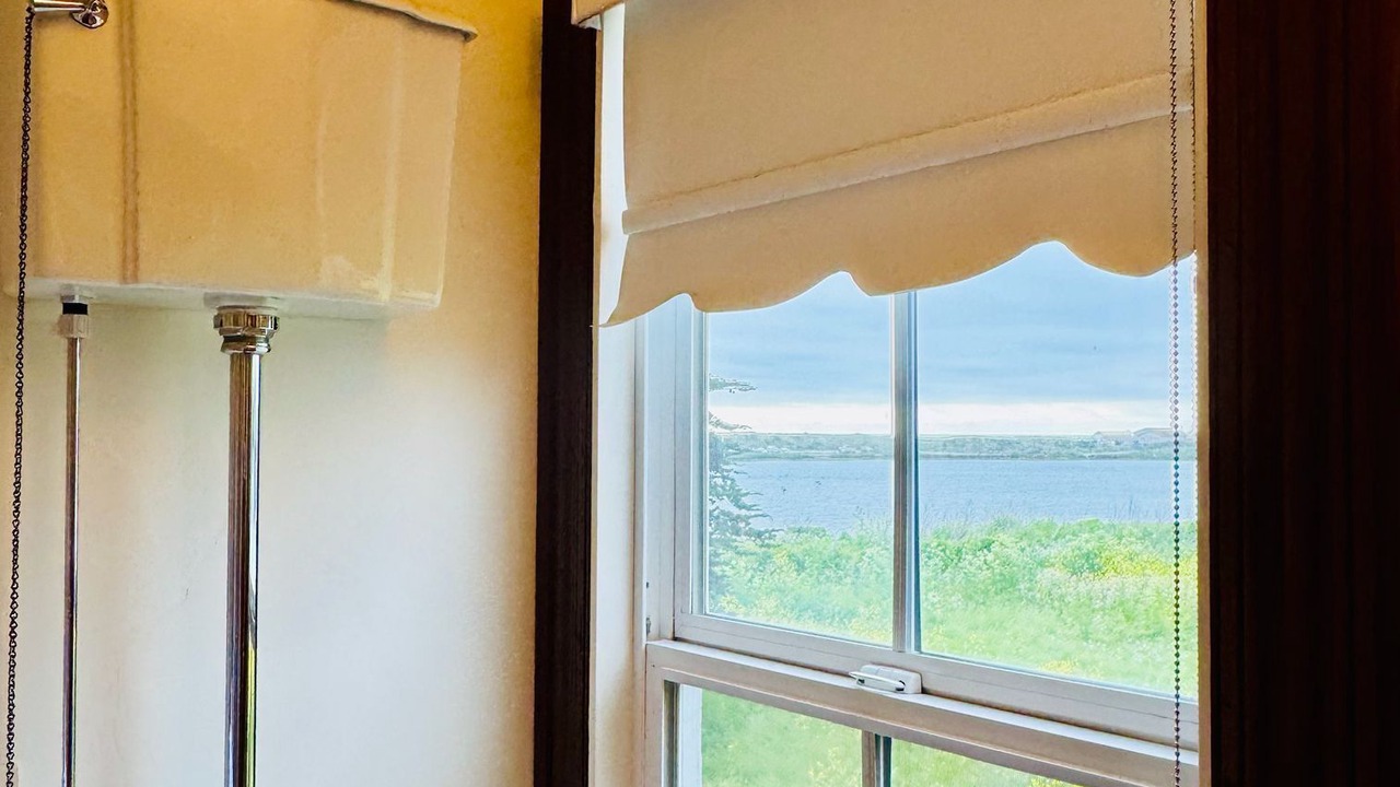Photo of Livingroom in Moss Landing