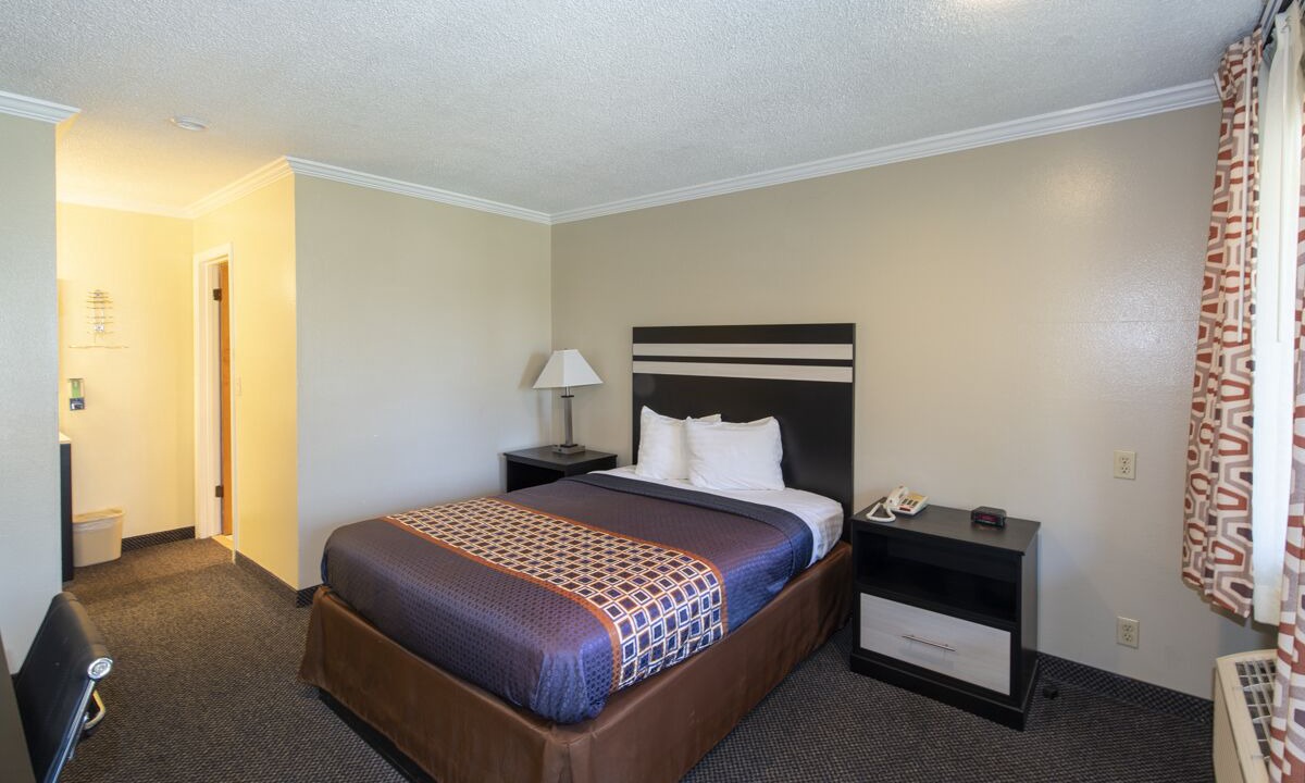 Photo of Bedroom in Fort Bragg