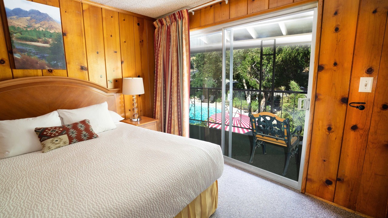 Photo of Bedroom in Kernville