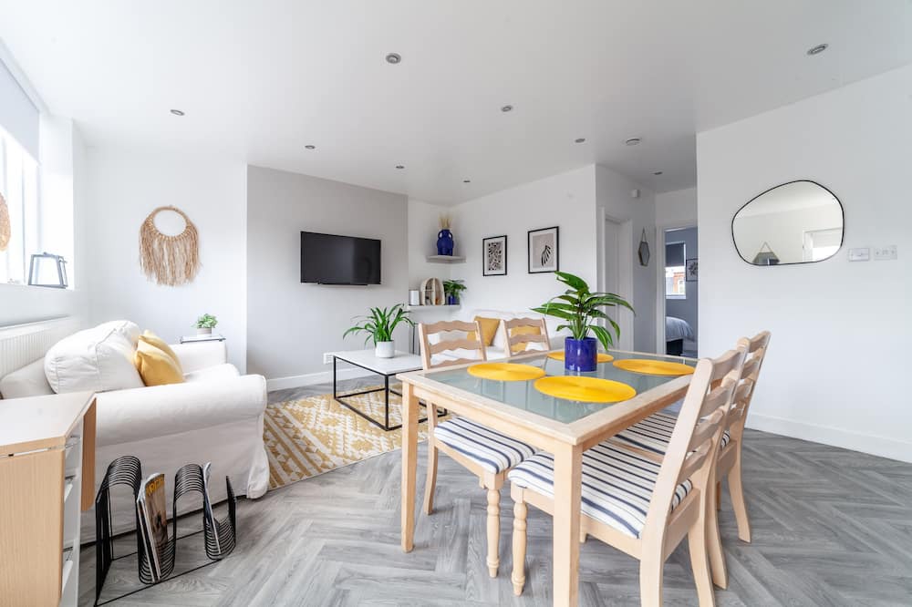 Photo of Livingroom in Town