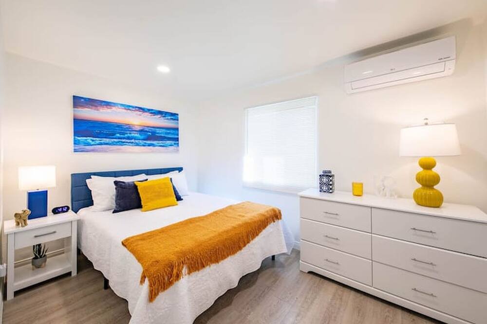 Photo of Bedroom in Placentia