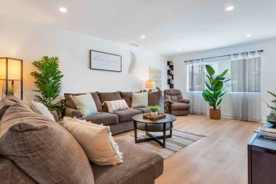 Photo of Livingroom in La Puente