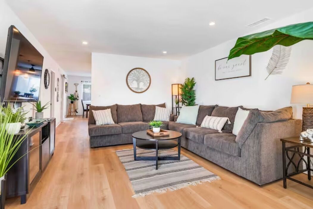 Photo of Livingroom in La Puente