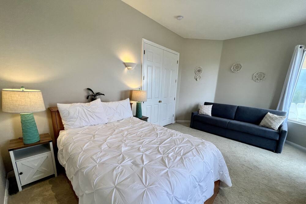Photo of Bedroom in Vista