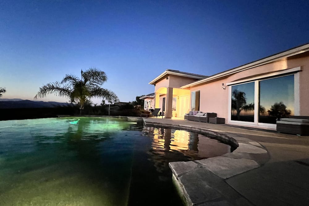 Photo of Outdoor in Vista