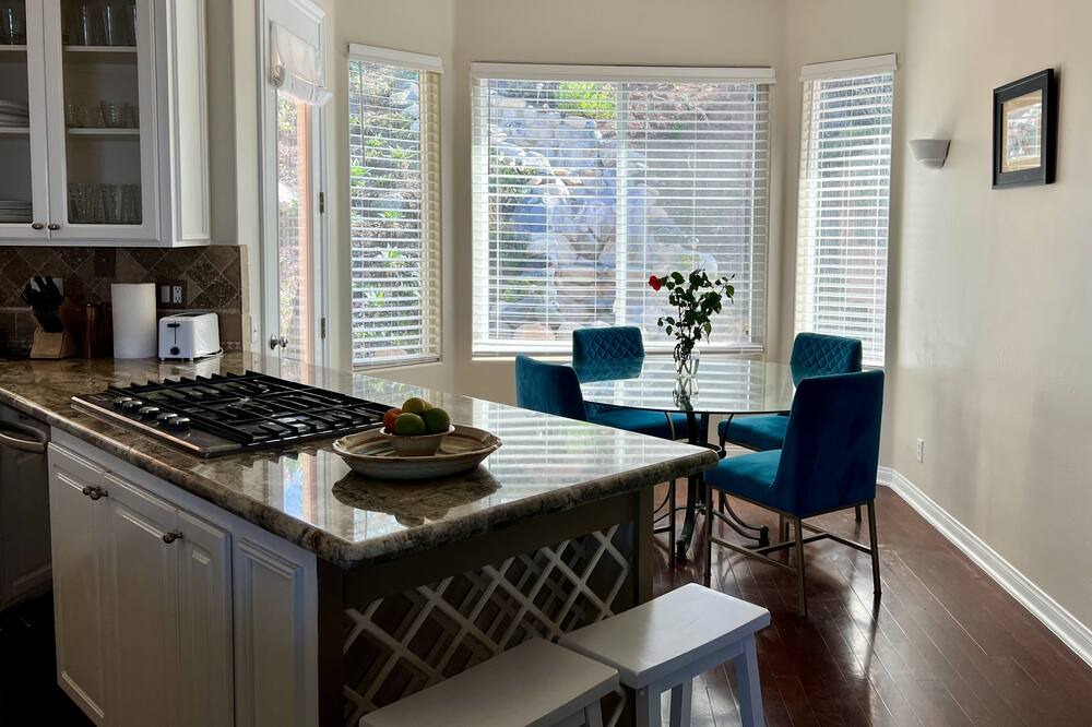 Photo of Kitchen in Vista