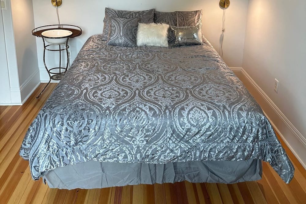 Photo of Bedroom in Carlotta