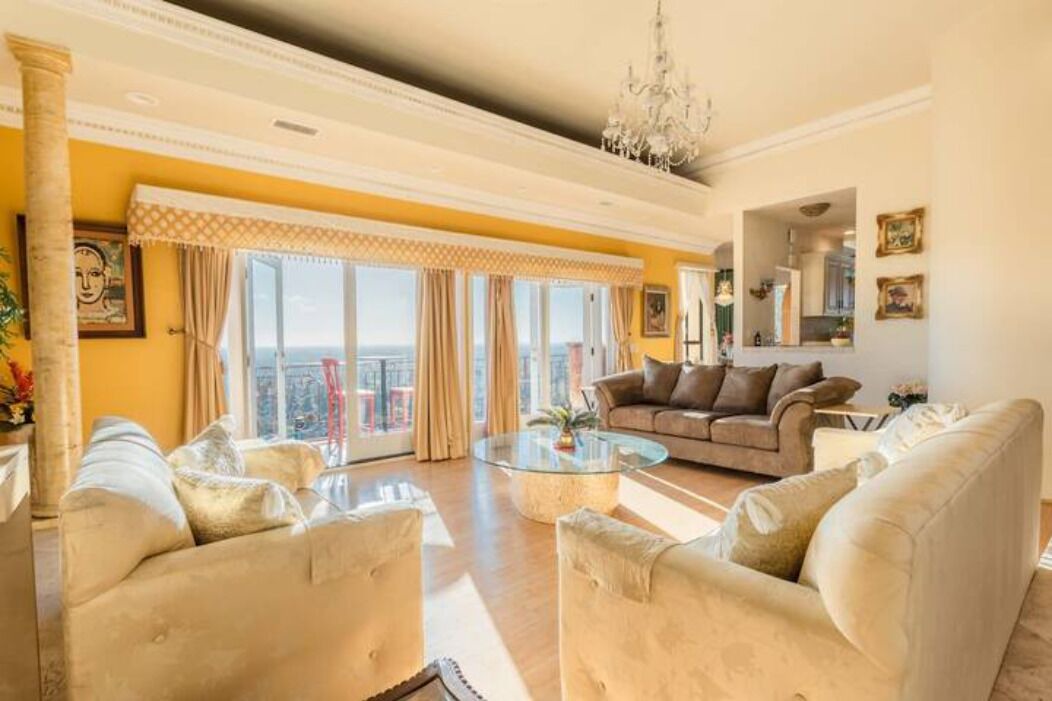 Photo of Livingroom in Whittier