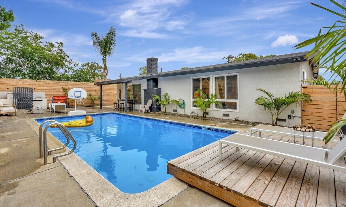 Photo of Outdoor in Northwest Anaheim