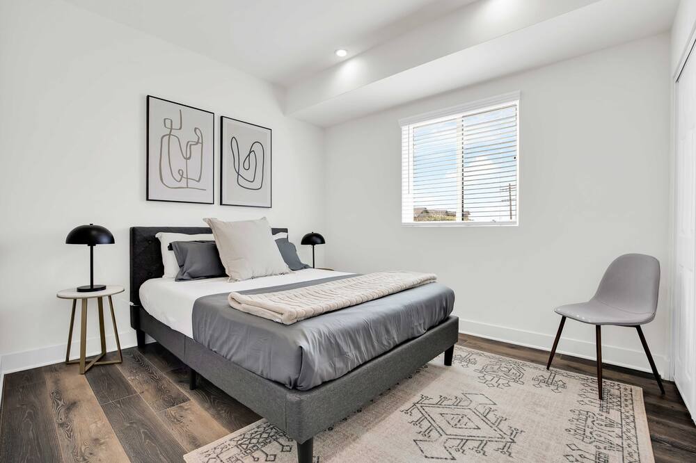 Photo of Bedroom in Westlake