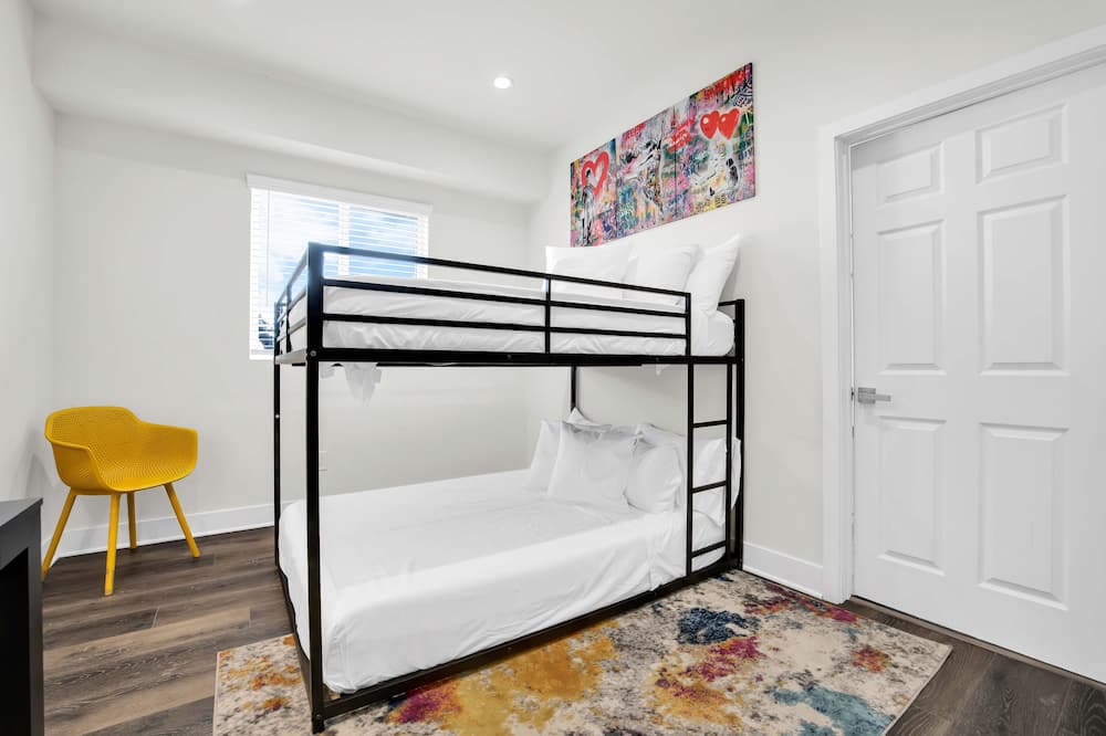 Photo of Bedroom in Westlake