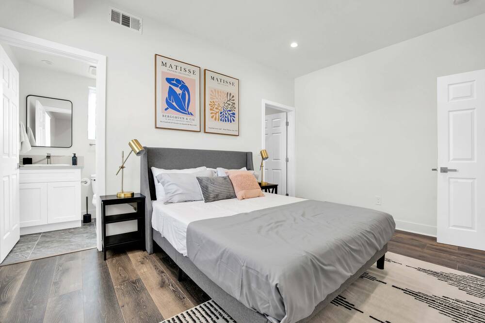 Photo of Bedroom in Westlake