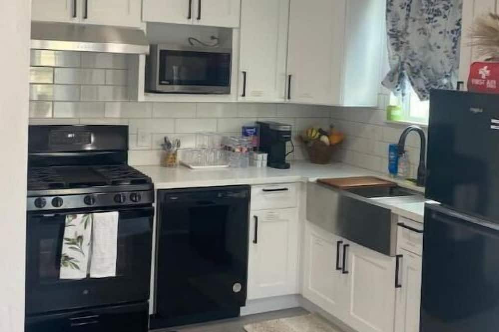 Photo of Kitchen in Lawndale