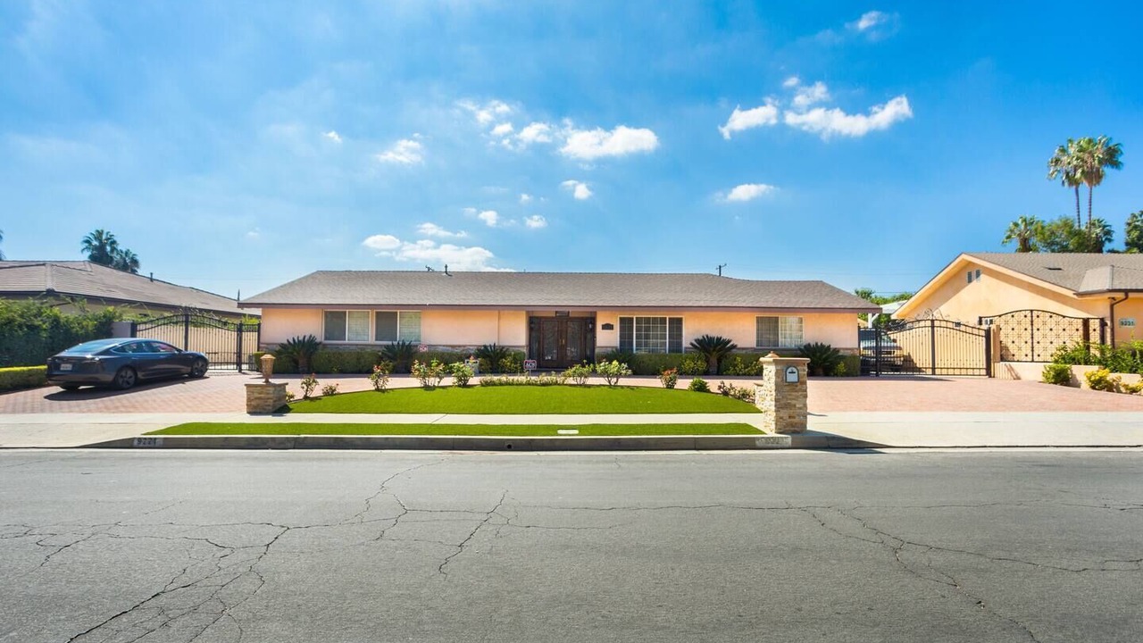 Photo of Outdoor in Northridge