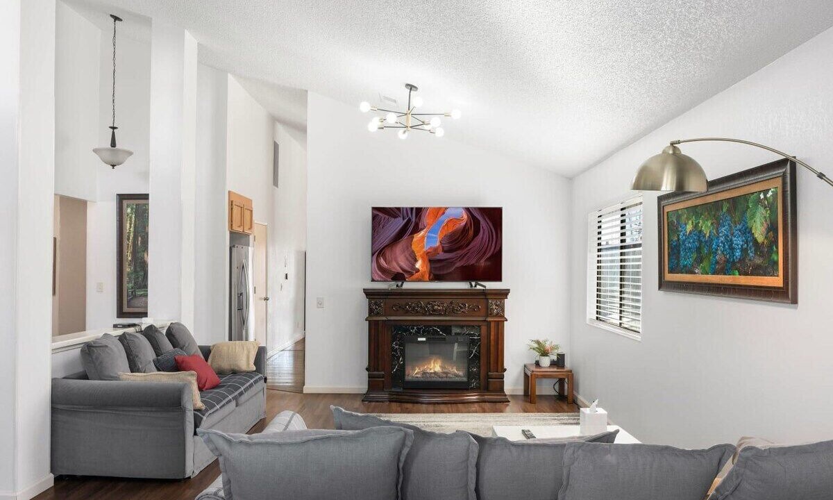 Photo of Livingroom in Santa Rosa