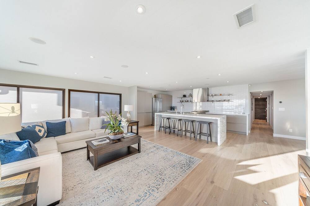 Photo of Livingroom in Playa Del Rey