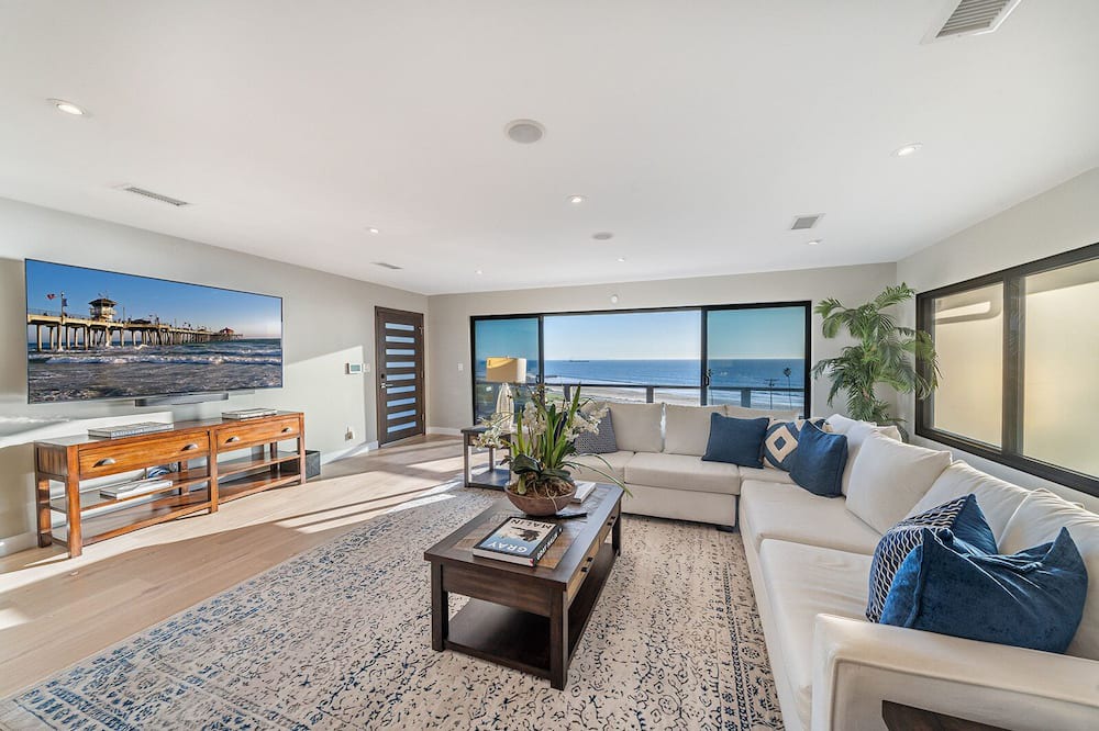 Photo of Livingroom in Playa Del Rey