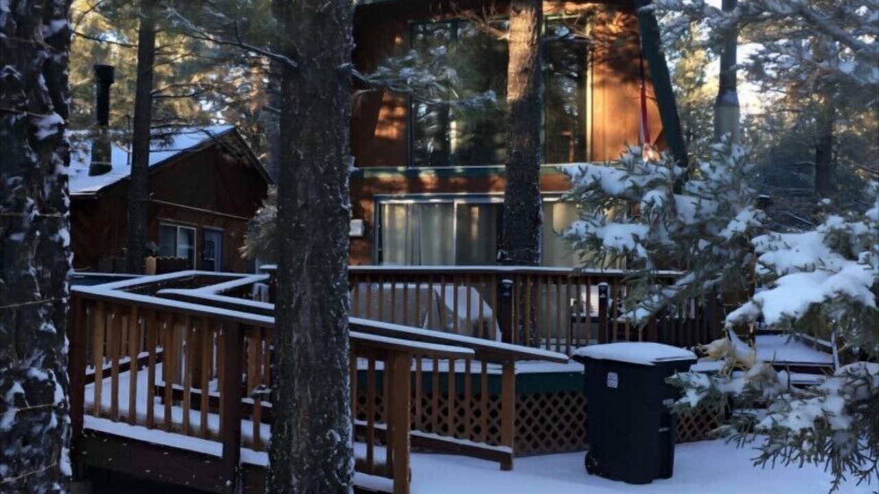 Photo of Outdoor in Woodlands