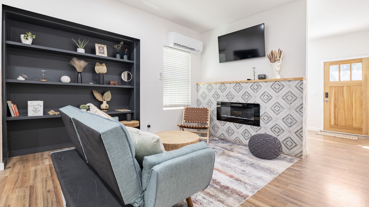 Photo of Livingroom in Downtown Riverside