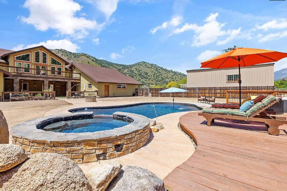 Photo of Outdoor in Springville