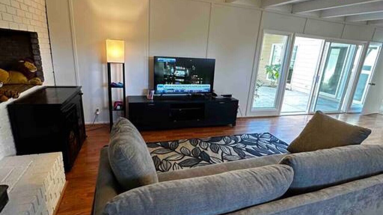 Photo of Livingroom in Woodside