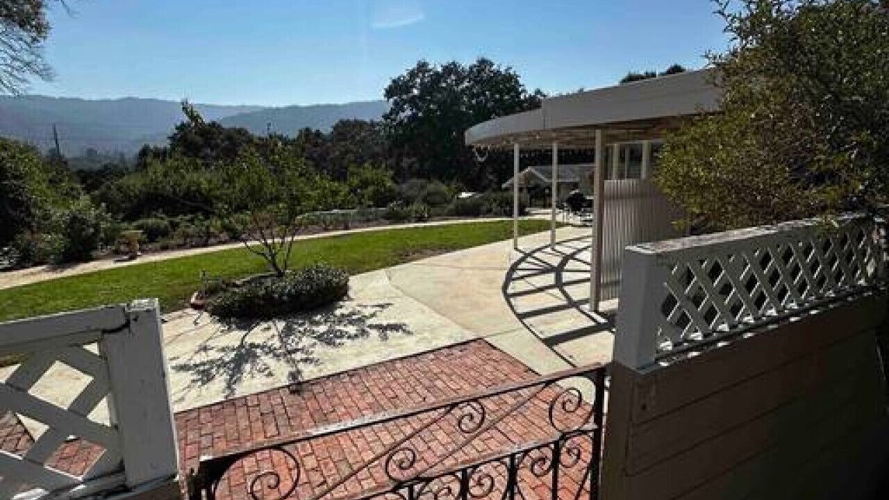 Photo of Patio Balcony in Woodside