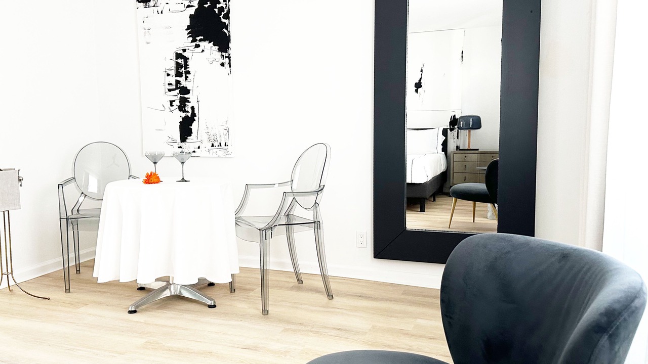 Photo of Bedroom in Uptown Design District
