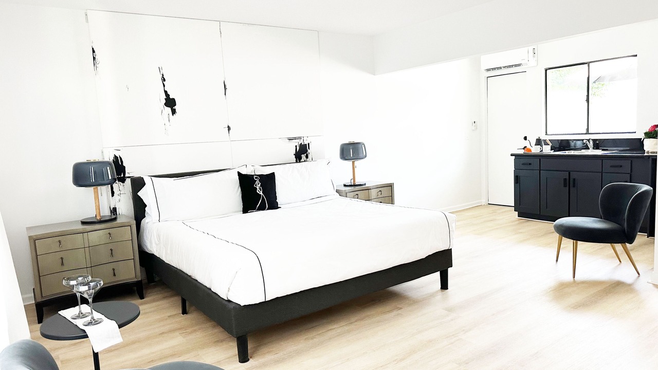 Photo of Bedroom in Uptown Design District