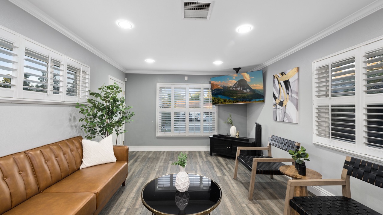 Photo of Livingroom in East Whittier