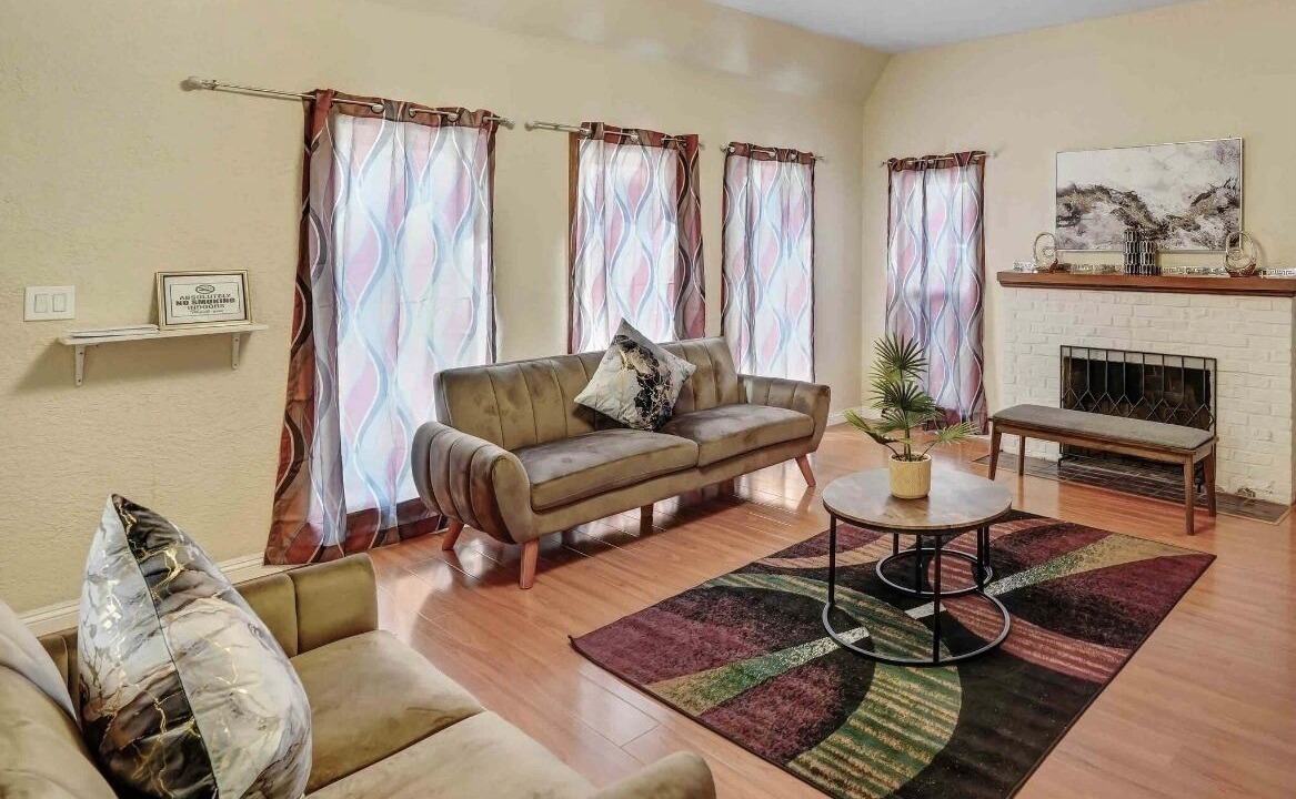 Photo of Livingroom in Alhambra