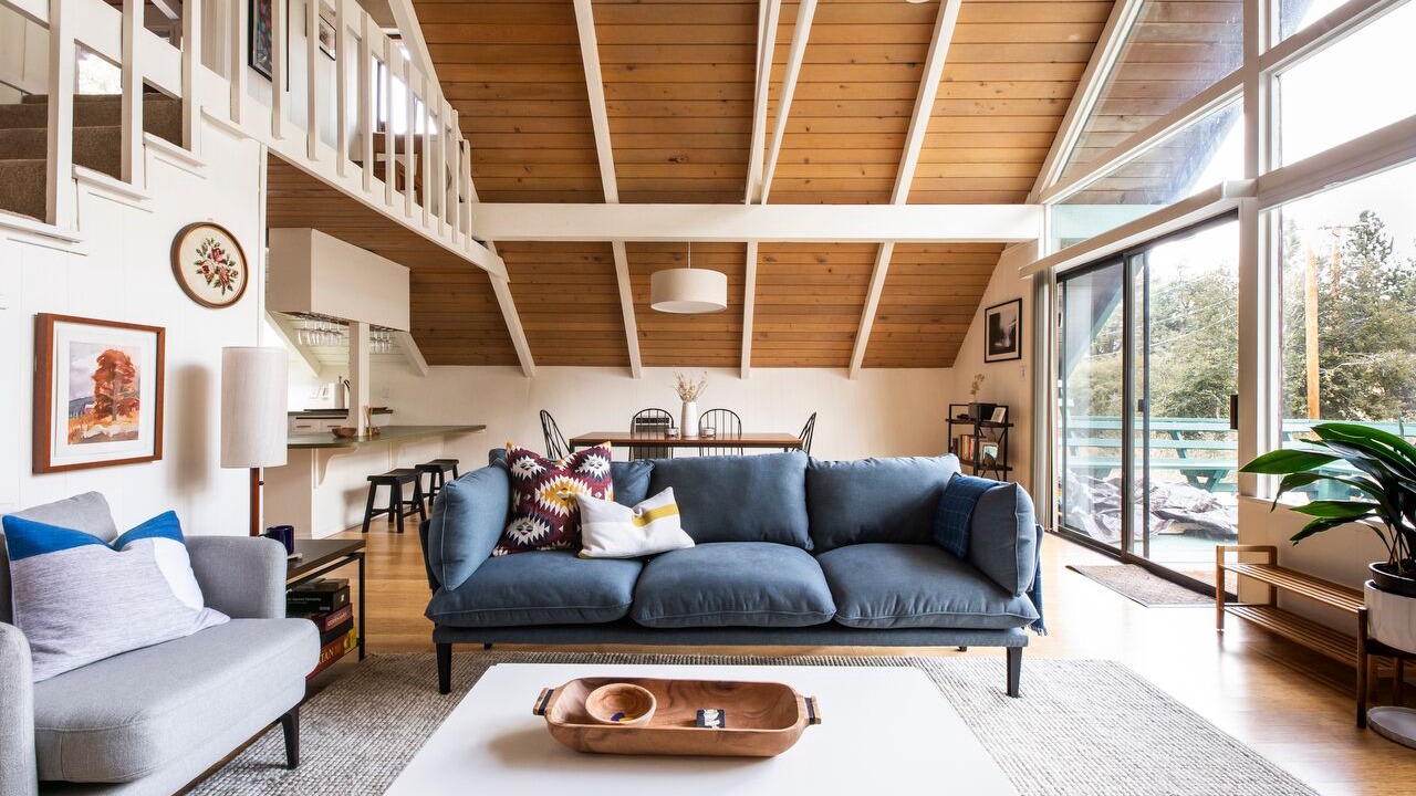 Photo of Livingroom in Pine Mountain Club