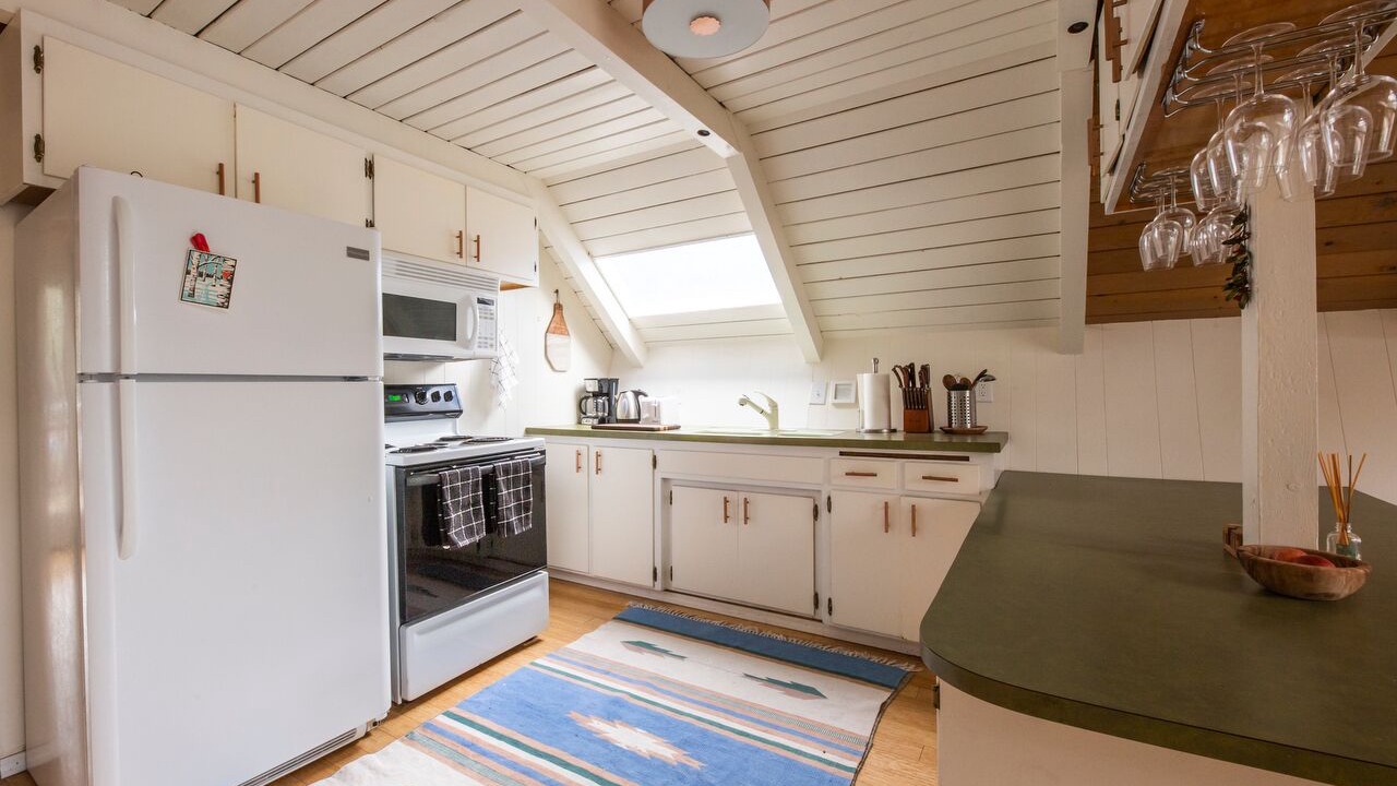 Photo of Kitchen in Pine Mountain Club