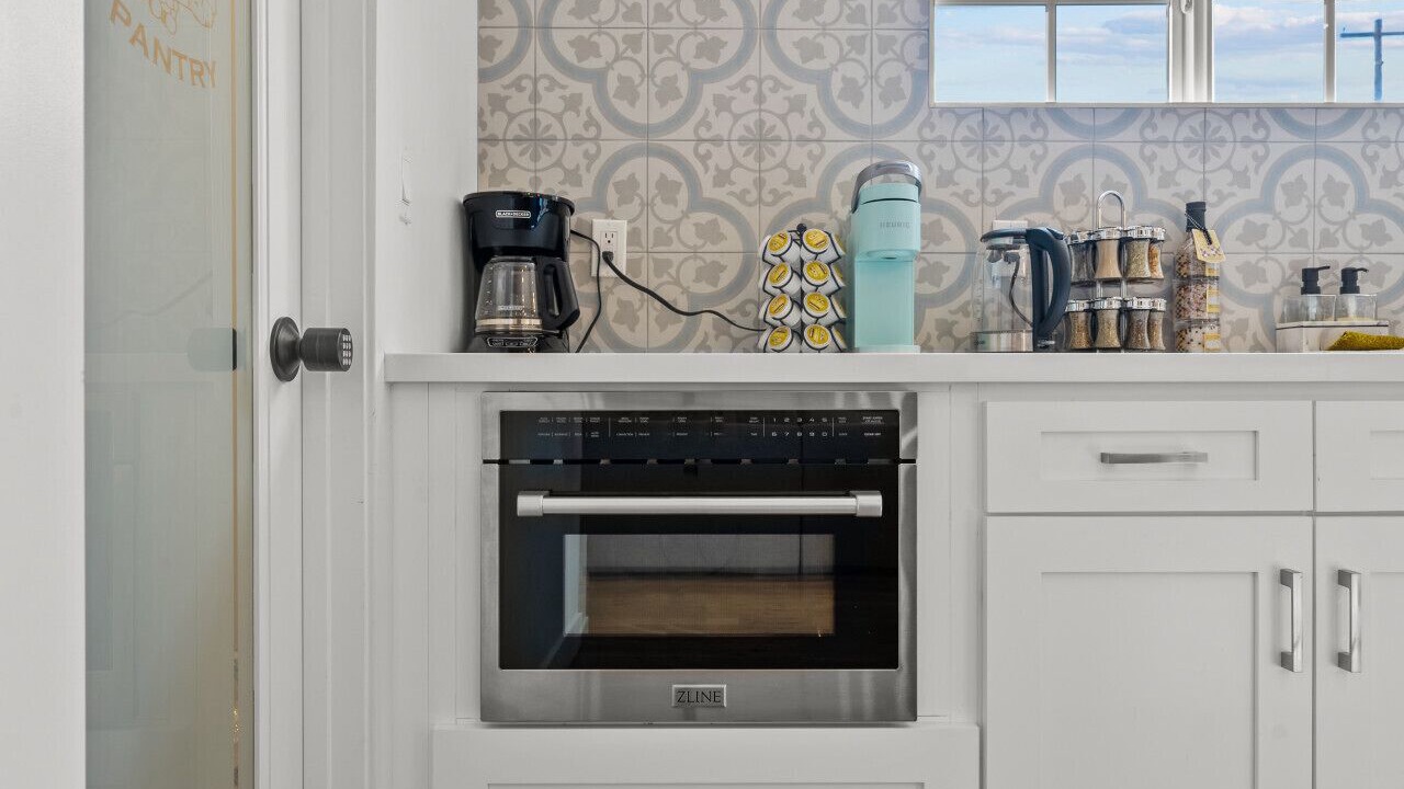 Photo of Kitchen in Valley Glen
