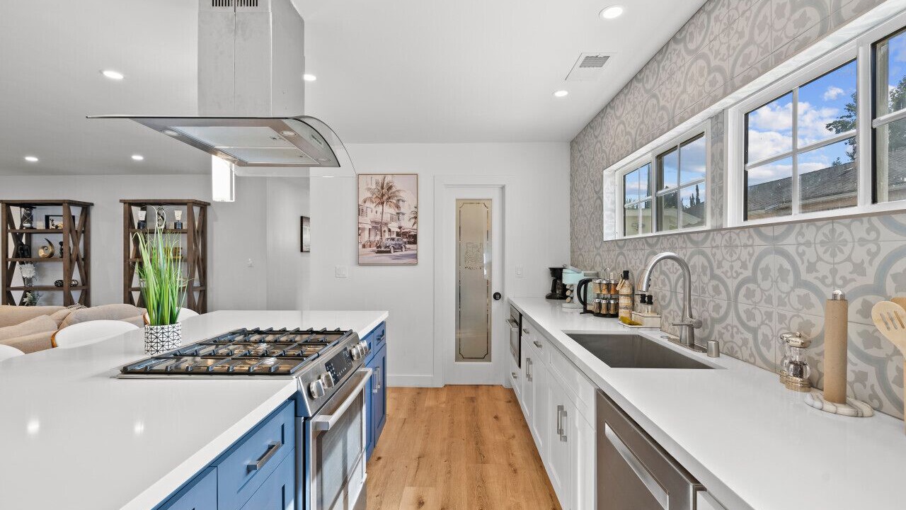 Photo of Kitchen in Valley Glen