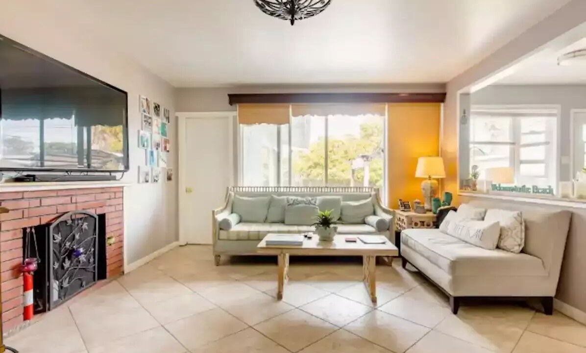 Photo of Livingroom in Torrance