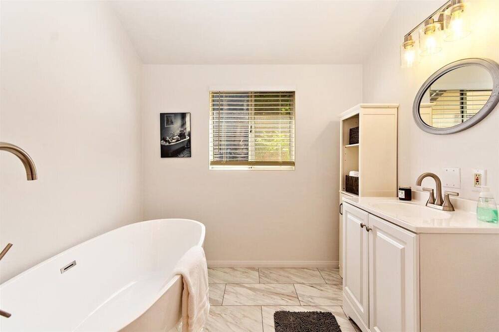 Photo of Bathroom in Forest Falls