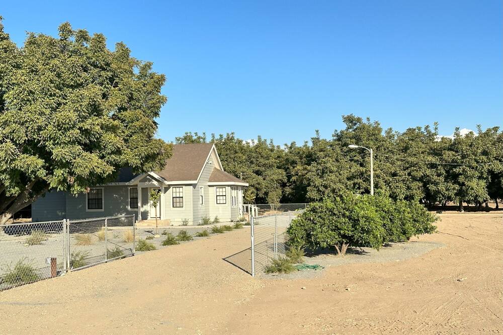 Photo of Others in Visalia