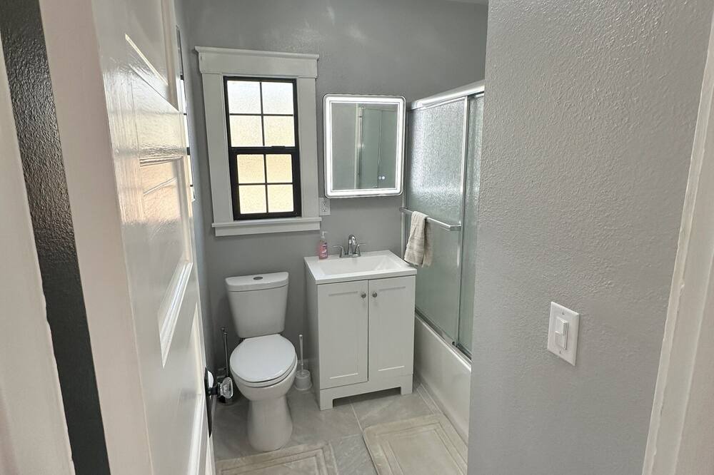 Photo of Bathroom in Visalia