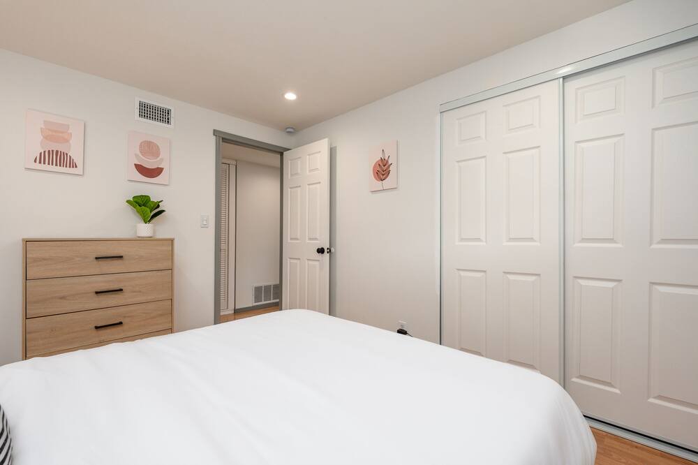 Photo of Bedroom in Placentia
