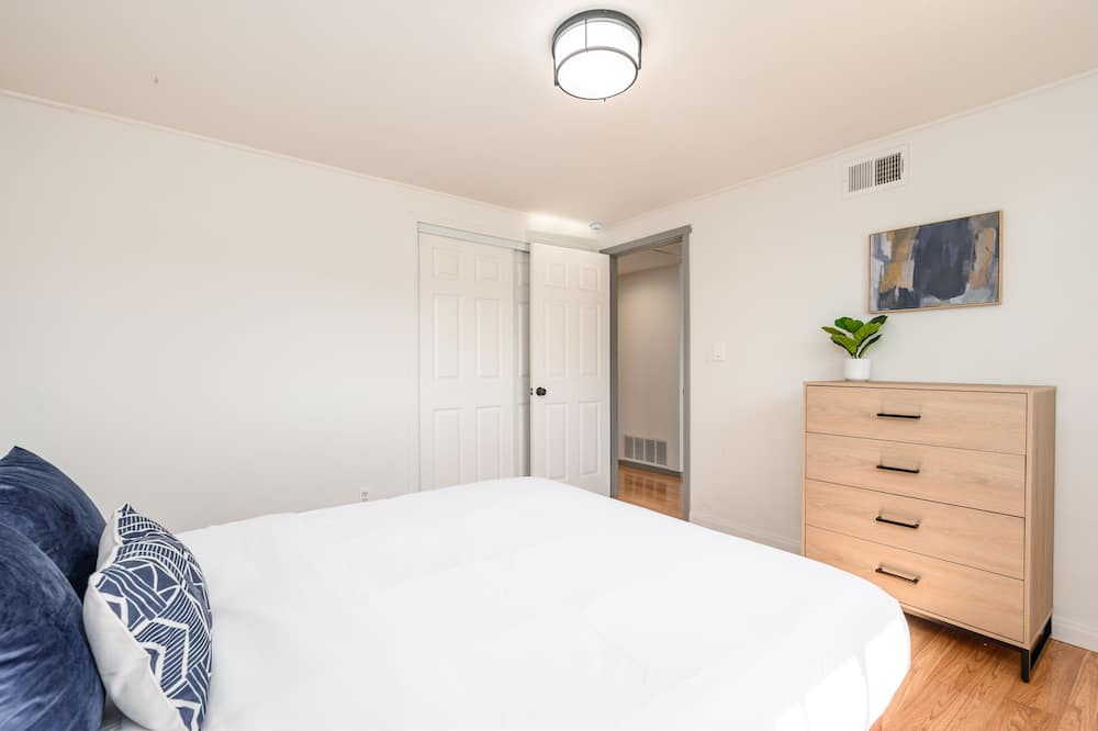 Photo of Bedroom in Placentia